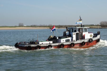 Te koop Gerlien II / motorsleepboot met duwsteven en koppellieren